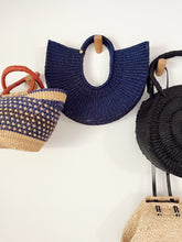 Load image into Gallery viewer, Oval Arm Clutch - Navy