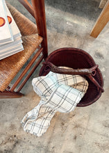 Load image into Gallery viewer, Bolga Basket - chocolate