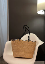Load image into Gallery viewer, Scallop Basket Bag