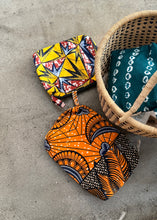Load image into Gallery viewer, African Wax Fabric Pouches