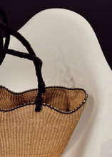 Load image into Gallery viewer, Scallop Basket Bag