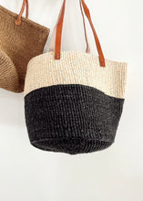 Load image into Gallery viewer, Sisal Shoulder Bag - Halves
