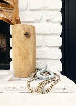 Load image into Gallery viewer, Vintage Inlaid Bead Necklace
