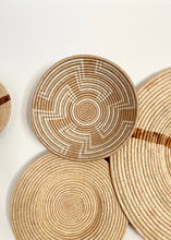 Load image into Gallery viewer, 16” Propel Bowl - Beige White