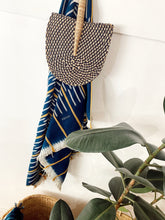 Load image into Gallery viewer, Vintage Baule Throw