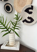 Load image into Gallery viewer, 12" Propel - black/white