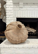 Load image into Gallery viewer, Gourd Shape Basket - Natural