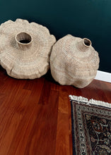 Load image into Gallery viewer, Gourd Shape Basket - Natural