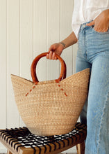 Load image into Gallery viewer, Natural Wing Shopper - Cognac Handles