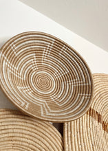 Load image into Gallery viewer, 16” Propel Bowl - Beige White