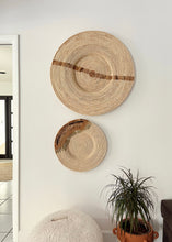 Load image into Gallery viewer, 21" Ombré Earth Plate