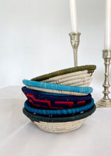 Load image into Gallery viewer, 6" Raffia Woven Bowl - Multiple Colors