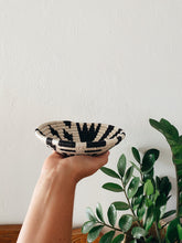 Load image into Gallery viewer, 6" Graphic Bowl