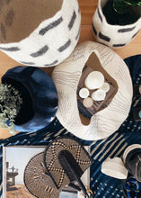 Load image into Gallery viewer, Line Felt Basket