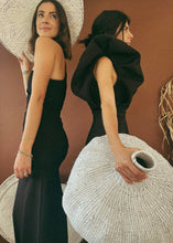 Load image into Gallery viewer, Gourd Shape Basket - Black or White