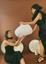 Load image into Gallery viewer, Gourd Shape Basket - Black or White