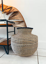 Load image into Gallery viewer, Gourd Pot - Striped