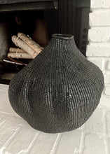 Load image into Gallery viewer, Gourd Shape Basket - Black or White
