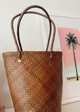 Load image into Gallery viewer, Minimal Market Tote
