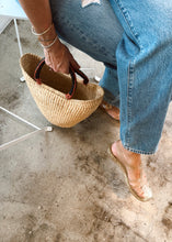 Load image into Gallery viewer, Petite Wing Shopper - Twisted Leather
