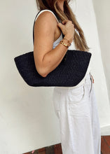 Load image into Gallery viewer, Monotone Woven Basket - Navy/Black
