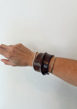 Load image into Gallery viewer, Ridge Cuff
