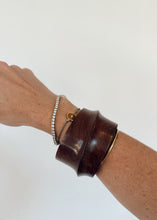 Load image into Gallery viewer, Ridge Cuff
