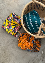 Load image into Gallery viewer, African Wax Fabric Pouches
